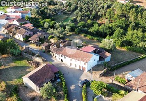Moradia Alvoeira em pedra p/ recuperar