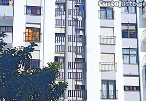 Apartamento T3 para na Serra das Minas em Rio de Mouro