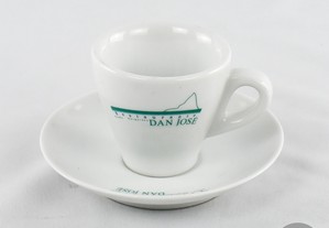 Chávena de café porcelana com publicidade Restaurante Dam José 