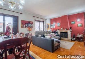 Moradia T3 Com Jardim, Garagem E Sótão - Valbom...
