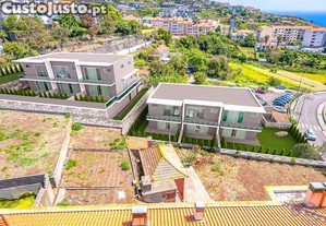 Casa / Villa T3 em Canio de 185,00 m