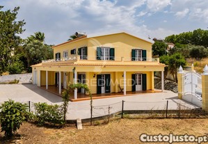 Encantadora moradia t5 em alcácer do sal com terreno de 1540m2 em plena natureza alentejana