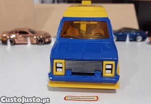 Van Holidays Majorette 1/36