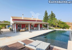 Quinta com moradia e terreno ideal para projeto turístico ou lazer