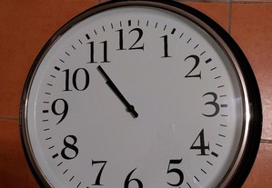 Relógio Ikea 59cm