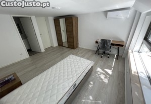 Quartos com wc