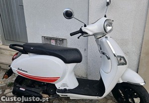 Keeway Zahara 50cc (2022)  3.154km  1 dono  Pequeno toque - 22