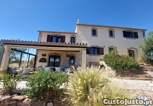 Casa / Villa T5 em Alte de 286,00 m²
