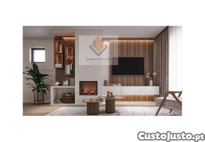 Moradia T3 De Luxo Com Terrao - A 1000 Metros...