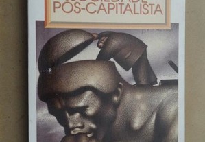 "Sociedade Pós-Capitalista" de Peter Drucker