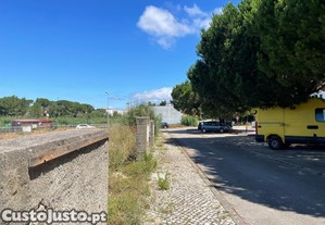 Lote (n.16) de Terreno para construção de moradia em Quinta do Texugo, em Sesimbra