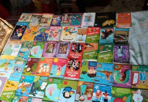 Conjunto de livros infantis e coleções 120 Livros