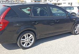 Kia Ceed 1.6 Diesel-Mecanica Impecável-Motor De Corrente!