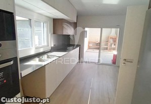 Moradia isolada t5 qtª da charnequinha