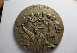 Medalha Queima das Fitas Coimbra 90 MM Diâmetro Of.Envio