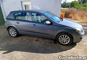 Opel Astra H 1.3 CDTi - 05