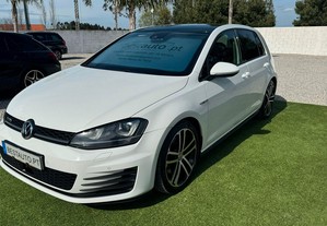 VW Golf 2.0 TDi GTD