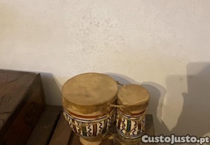 2 mini tambores coloridos
