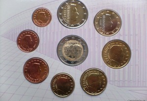Luxemburgo 2011 Anual Oficial CONJUNTO DE MOEDAS DO EURO Novo KMS com 2 euros comemorativos