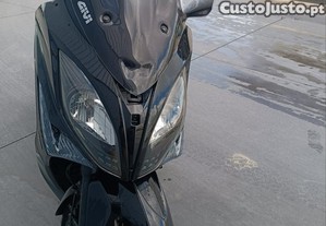 Mota Maxi-Scoter de 2017 - 17