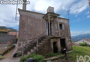 Casa de Campo T2 em Chavi�es e Pa�os de 140,00 m�