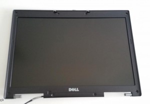 Monitor para computador DELL Latitude D 820. Artigo original.