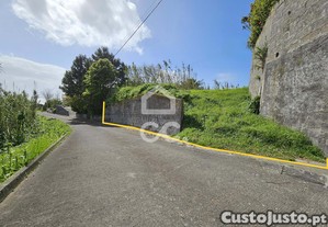Terreno com 1.365,00 m2 - Ginetes - Ponta Delgada