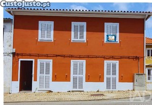 Casa / Villa T3 em Vila Velha de Ródão de 266,00 m²