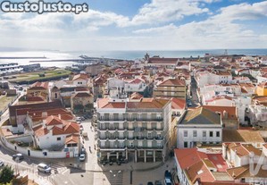 Prdio T24 em Peniche de 809,00 m