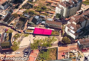 Terreno para construção em São Domingos De Benfica de 275,00 m²