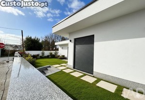 Casa / Villa T3 em Ferreiros, Prozelo E Besteiros de 208,00 m²