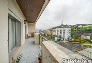 Apartamento T4 Na Avenida Da República - Póvoa...