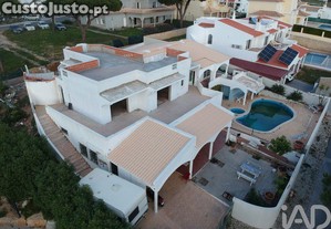 Casa / Villa T4 em Quarteira de 304,00 m²