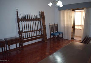 Mobília de Quarto de Casal - Bilros