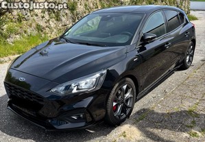 Ford Focus ST Line  X  - 21
