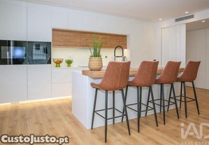 Apartamento T2 em Alverca do Ribatejo e Sobralinho de 150,00 m�