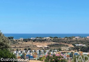 Terreno em Albufeira e Olhos de gua de 5540,00 m