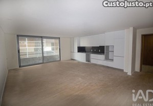 Apartamento T2 em Espinho de 100,00 m�