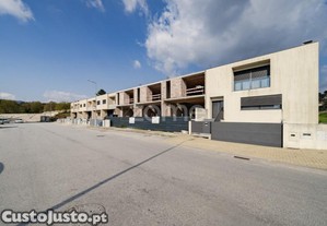 Moradia Nova T3 No Centro Da Póvoa De Lanhoso!