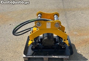 BLK 04 - placa compactadora hidraulica
