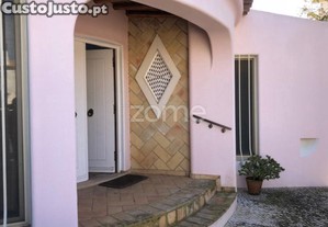 Moradia T4 Com Vista Mar, Piscina E Garagem,...