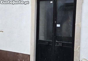 Loja / Estabelecimento Comercial T1 em Loul (So Sebastio) de 134,00 m