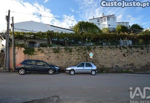 Casa / Villa T3 em S�o Miguel, Santa Euf�mia e Raba�al de 180,00 m�