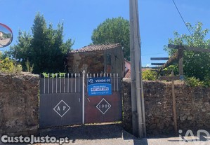Casa de aldeia em Pedr�g�o Grande de 181,00 m�