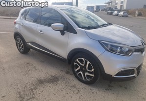 Renault Captur 1.5 DCI Executivo - 13