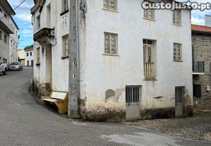 Casa / Villa T4 em Sobreira Formosa e Alvito da Beira de 127,00 m²