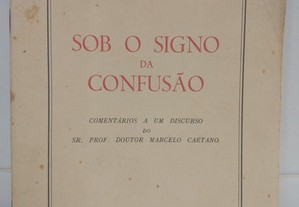 Sob o Signo da Confusão - Álvaro de Sousa Rego