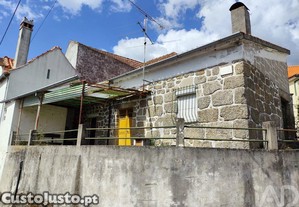 Casa / Villa T2 em Covas e Vila Nova de Oliveirinha de 64,55 m²