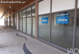 Loja / Estabelecimento Comercial em Glria E Vera Cruz de 94,00 m