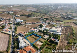 Terreno em Lourinhã e Atalaia de 1122,00 m²